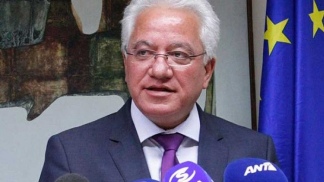 Ionas Nikolau presentó su renuncia tras la presión social.