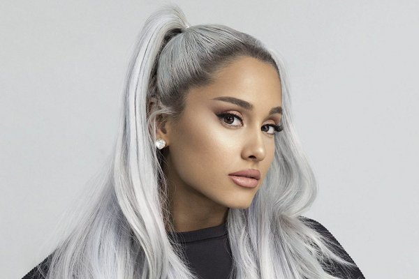 Ariana Grande estrenó el single “Boyfriend”