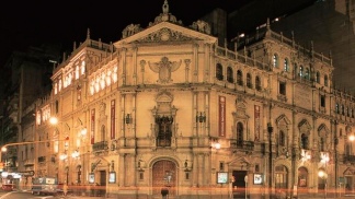 Bauer: "El Teatro Cervantes es uno de los mayores problemas que recibimos de la gestión anterior"
